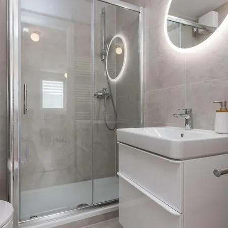 Modern And Comfortable In